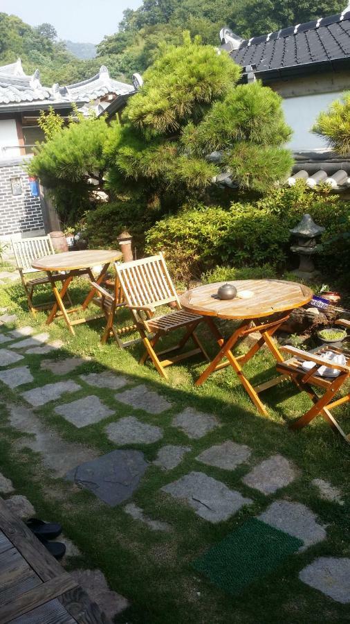 Yeonwoodang Guesthouse Jeonju Esterno foto